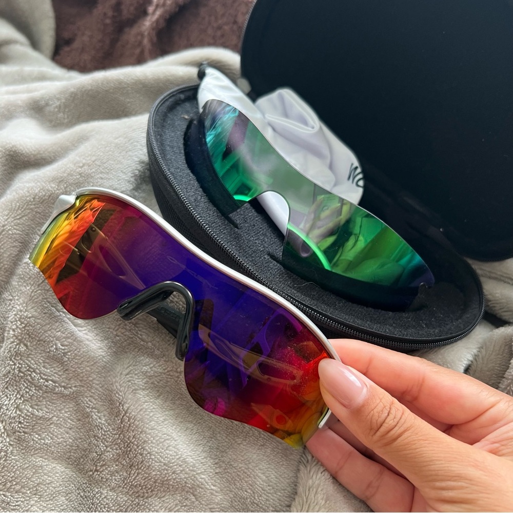 Oakley radar sunglasses with 2 lenses